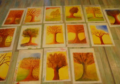 Peintures arbres cours arts plastiques